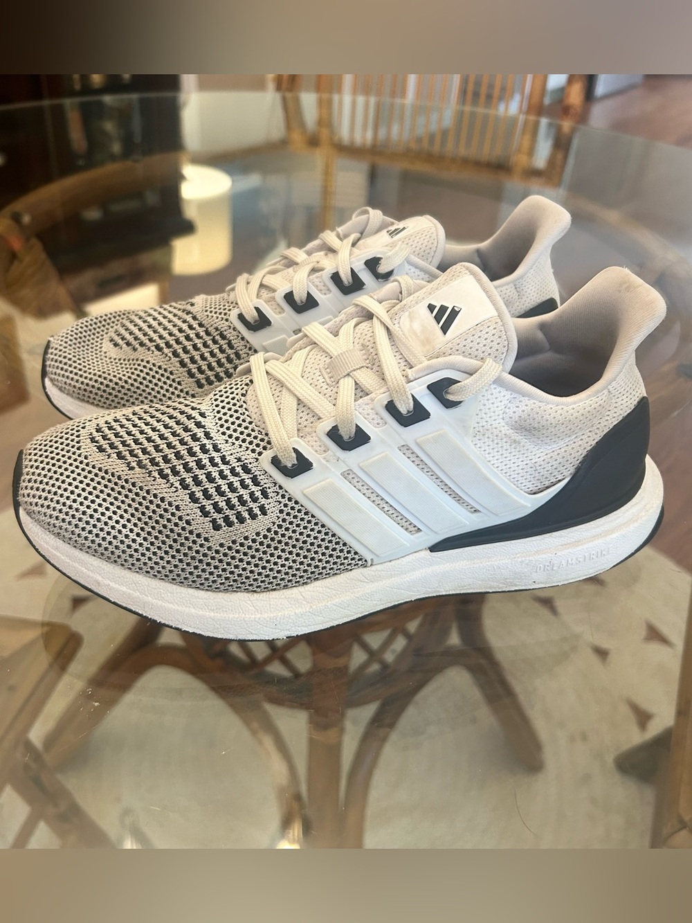 Nike Ultradream women’s sneakers size 7